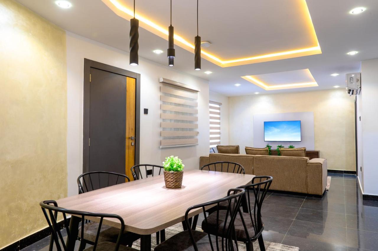Jotani Living Apartment ลากอส ภายนอก รูปภาพ